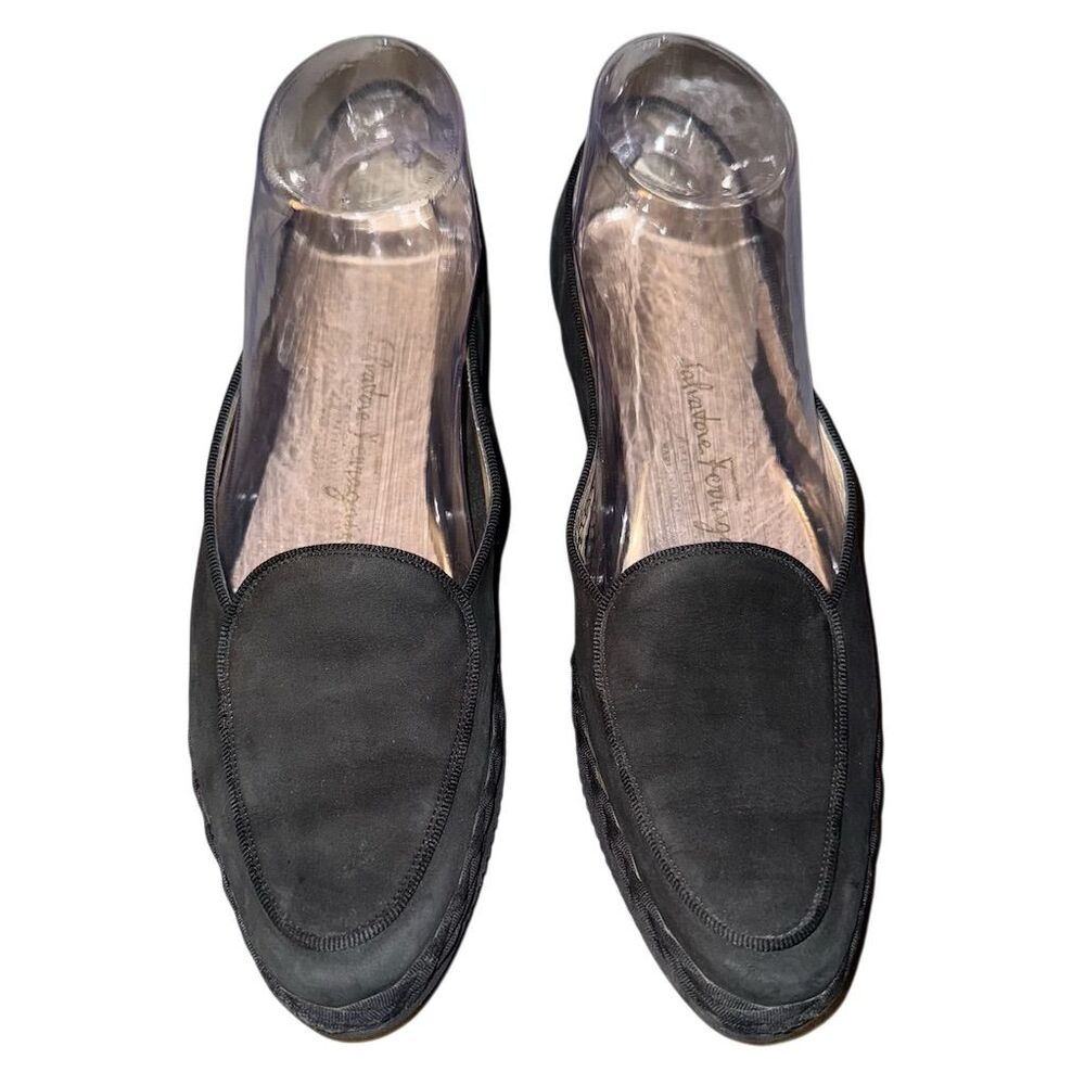 Salvatore Ferragamo women's Black Suede Loafers Sz 8 AAAA Narrow Braided Accents